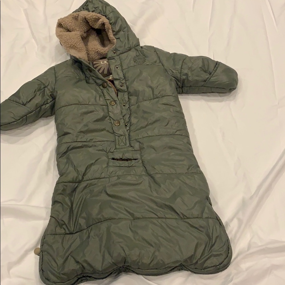 Ugg busting/sleeping bag